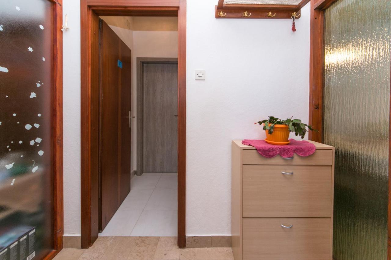 Apartments By The Sea Brist, Makarska - 15714 Podaca Eksteriør billede
