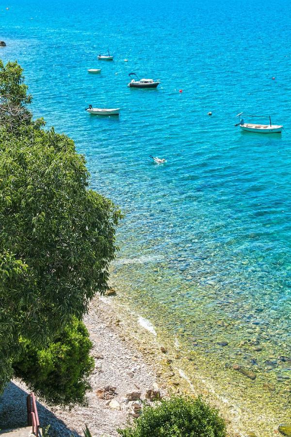 Apartments By The Sea Brist, Makarska - 15714 Podaca Eksteriør billede